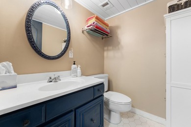 Beautiful Executive condo in the heart of west palm beach. This - photo 18