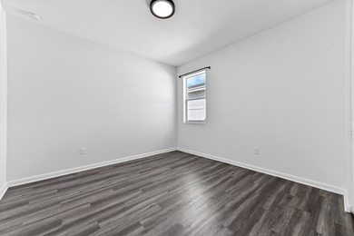 Enter through a statement-making modern frosted-glass front door - photo 18