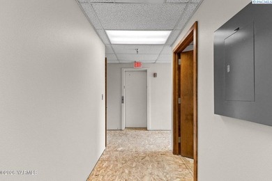 MLS# 293648 Opportunity for a growing professional firm / - photo 21