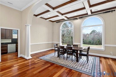 Experience refined living in this stunning private golf course - photo 27