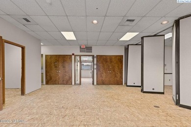 MLS# 293648 Opportunity for a growing professional firm / - photo 31