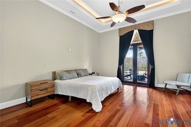Experience refined living in this stunning private golf course - photo 32