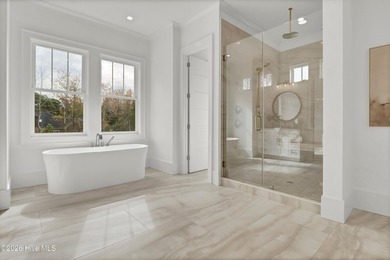 An exceptional opportunity to acquire a bespoke, custom-built - photo 33