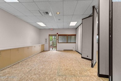 MLS# 293648 Opportunity for a growing professional firm / - photo 37