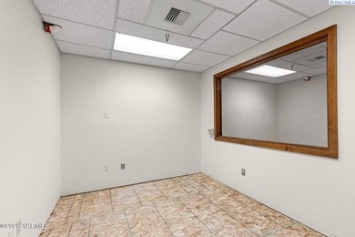 MLS# 293648 Opportunity for a growing professional firm / - photo 41