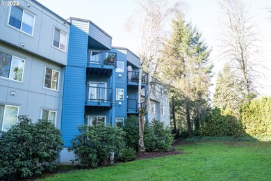 Well-maintained condo in a convenient Tualatin location with
