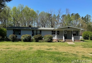 Lake Gaston Home For Sale in Ebony Virginia