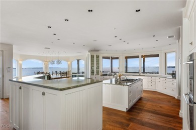 Located on the eastern shore of the reimagined and redeveloped - photo 17