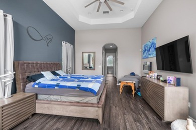 Step onto this stunning contemporary 5B/4Full BA/3 car gar - photo 22