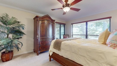 Immaculate lakeside 2nd floor 3-bedroom, 2-bathroom condo in - photo 24