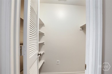 Welcome to this beautiful, spacious home in the prestigious - photo 25