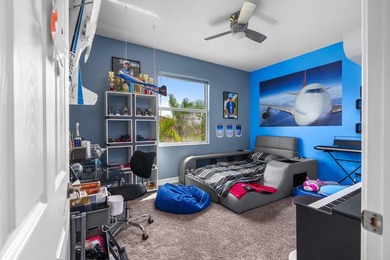 Step onto this stunning contemporary 5B/4Full BA/3 car gar - photo 36