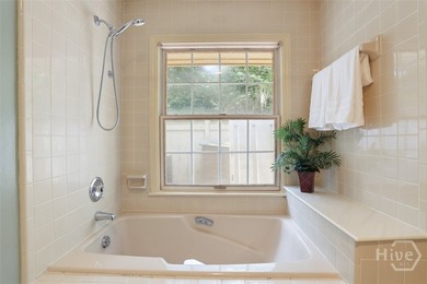 Welcome to this beautiful, spacious home in the prestigious - photo 38