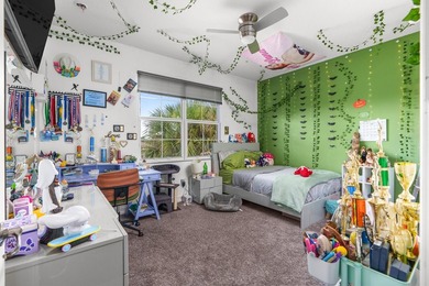 Step onto this stunning contemporary 5B/4Full BA/3 car gar - photo 39