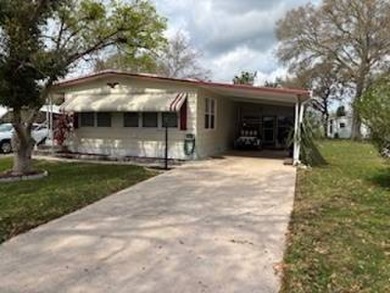 Lake Dell Home For Sale in Dundee Florida