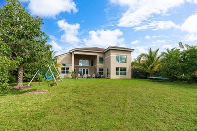 Step onto this stunning contemporary 5B/4Full BA/3 car gar - photo 49