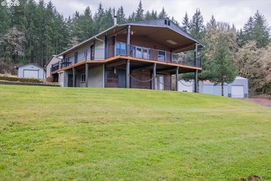 (private lake, pond, coastal) Home For Sale in Lebanon Oregon