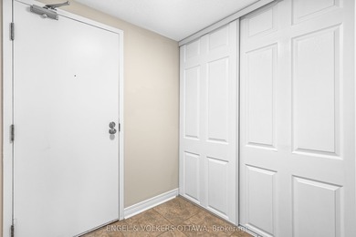 Welcome to this beautifully renovated 2-bedroom main floor condo - photo 7