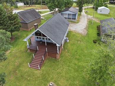 Welcome to Lake Murray! Nestled in an established waterfront - photo 9