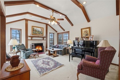Enjoy lakefront living at its finest with this 4 bed, 4 bath - photo 13