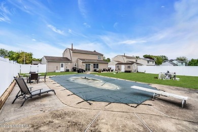 This well-maintained 4-bedroom, 2.5-bath colonial in Toms River - photo 24