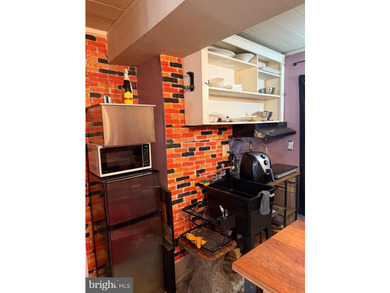 Price Improvement! Rare Opportunity for multigenerational living - photo 28