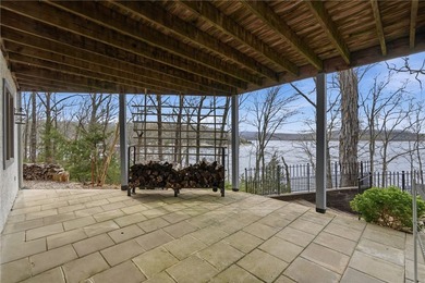 Enjoy lakefront living at its finest with this 4 bed, 4 bath - photo 44