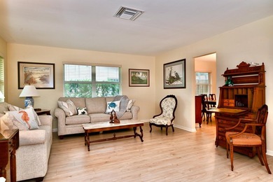 Nestled within West Palm Beach's highly sought-after SoSo - photo 5