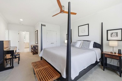 Absolutely stunning 1,563 sq. ft. condo in the heart of Downtown - photo 17