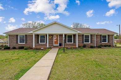 (private lake, pond, creek) Home Sale Pending in Mcminnville Tennessee