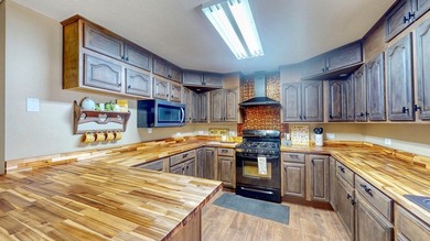Welcome to your West Tennessee dream home! This beautifully - photo 10