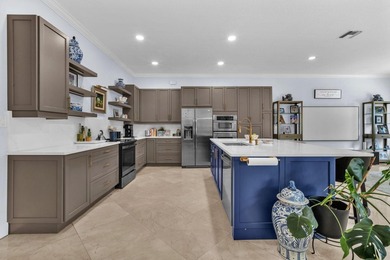 Circular drive sets the tone for this thoughtfully designed home - photo 2