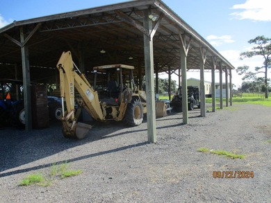 WELCOME to this exceptional 101.77+/-ACRE CATTLE RANCH/FARM - photo 4