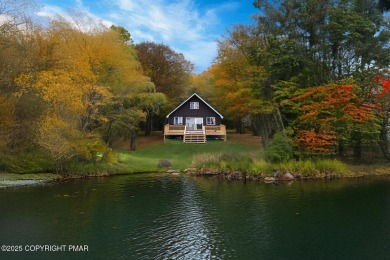 Lake Home For Sale in Pocono Summit, Pennsylvania