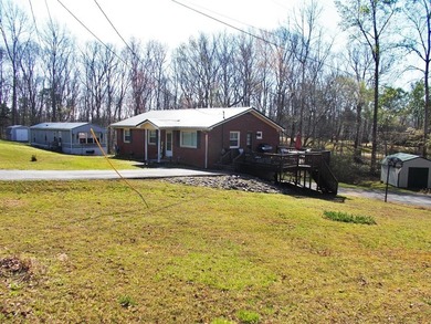 2-MOVE-IN READY HOMES FOR THE PRICE OF 1!!!The 3 bedroom, 2 bath - photo 1