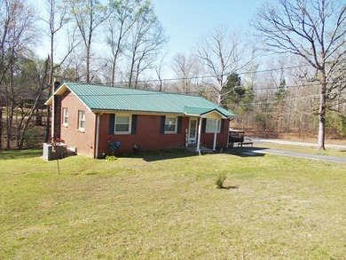 2-MOVE-IN READY HOMES FOR THE PRICE OF 1!!!The 3 bedroom, 2 bath - photo 3
