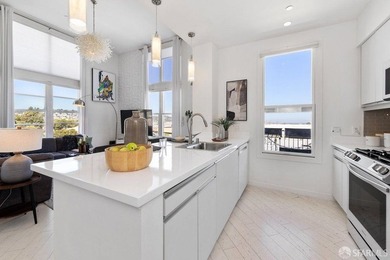 Experience modern, loft-like living in this unique top-floor - photo 8