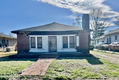 Yazoo River Home For Sale in Greenwood Mississippi