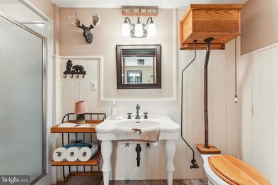 Welcome to an extraordinary retreat where historic charm meets - photo 14