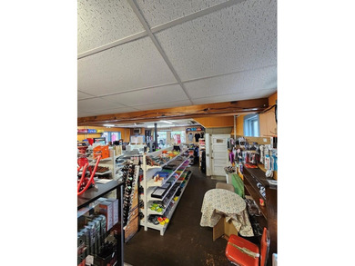 Commercial building for sale in Somerset Borough conveniently