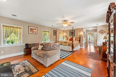 Welcome to an extraordinary retreat where historic charm meets - photo 37