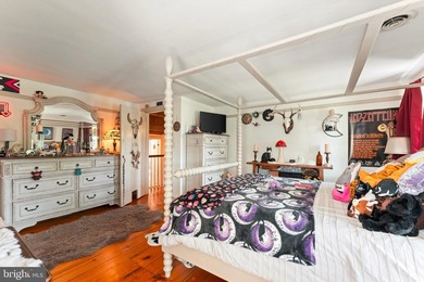 Welcome to an extraordinary retreat where historic charm meets - photo 46