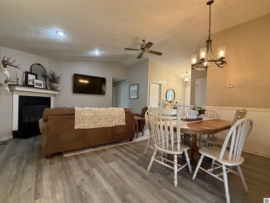 Welcome to this beautiful 3 bed 2 bath home located on a corner - photo 8