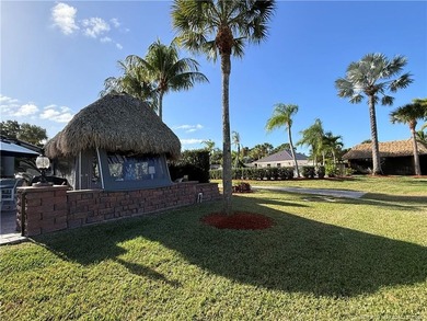 Welcome to this tropical sanctuary, where luxury and attention - photo 12