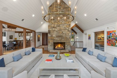Redesigned and completely renovated in 2020, this extraordinary - photo 13