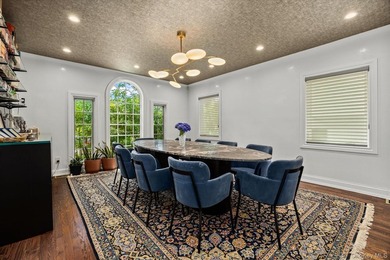 Welcome to this elegant, bright, and sun-drenched renovated - photo 13