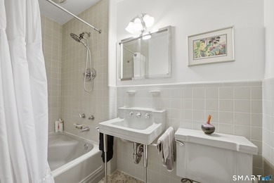 Set in the premier Newfield neighborhood near local amenities & - photo 14
