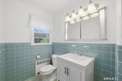 Set in the premier Newfield neighborhood near local amenities & - photo 17