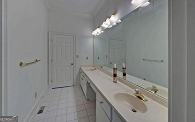 Experience exceptional waterfront living in this stunning - photo 19
