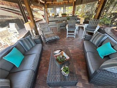 Welcome to this tropical sanctuary, where luxury and attention - photo 23